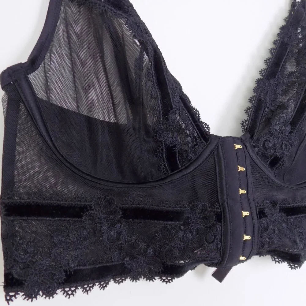 2 items! brand new! bra panty set velvet trim luxe embroidered flower